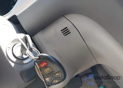 2010 Buick Enclave 1Xl z USA, uszkodzony, nr VIN 5GALRBED6AJ151383